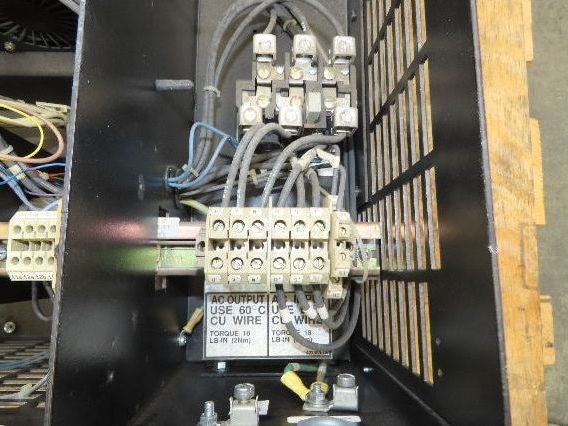 Reliance 2GU41007 AC V-S Drive GP-2000 VFD 10.7KVA 7.5Hp 460V 3Ph 100A Breaker