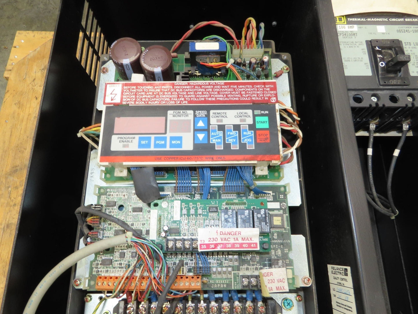 Reliance 2GU41007 AC V-S Drive GP-2000 VFD 10.7KVA 7.5Hp 460V 3Ph 100A Breaker