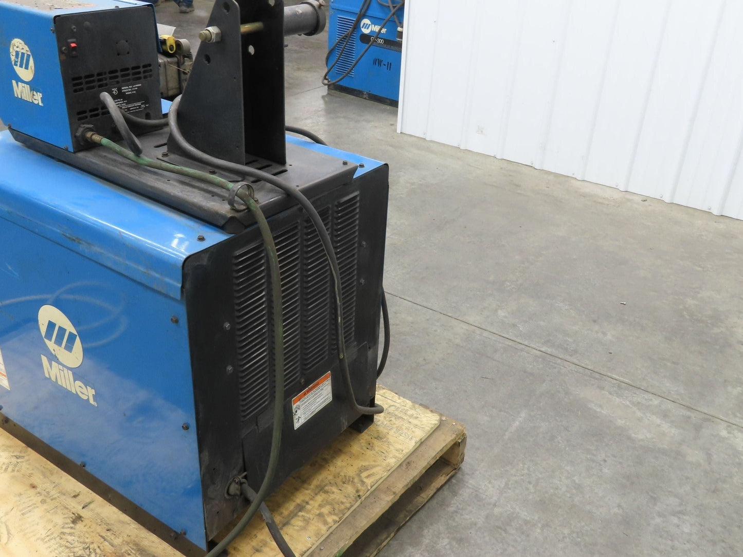 Miller CP-252TS Mig Welder 250 amp 100% Duty S-62 Wire Feeder 200/230/460v 3PH