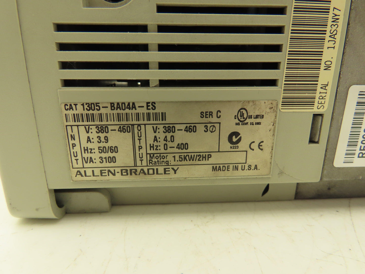 Allen Bradley 1305-BA04A-ES VFD AC Drive 1.5kW 2Hp 380-460v 4A 0-400Hz Ser C