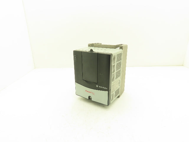 Allen Bradley 20AD3P4A3NYNAENN PowerFlex 70 VFD AC Drive 1.5kW 2Hp 460v 3.4A