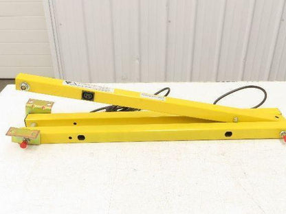 Mars DL-60 Tri-Lite Dock Loading Light Arm 60" Reach Heavy duty 24lbs Max