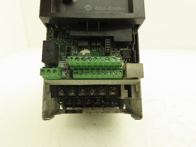 Allen Bradley 22B-D4P0N104 Powerflex 40 VFD AC Drive 1.5kw 2Hp 480V 3Ph FRN 6.02