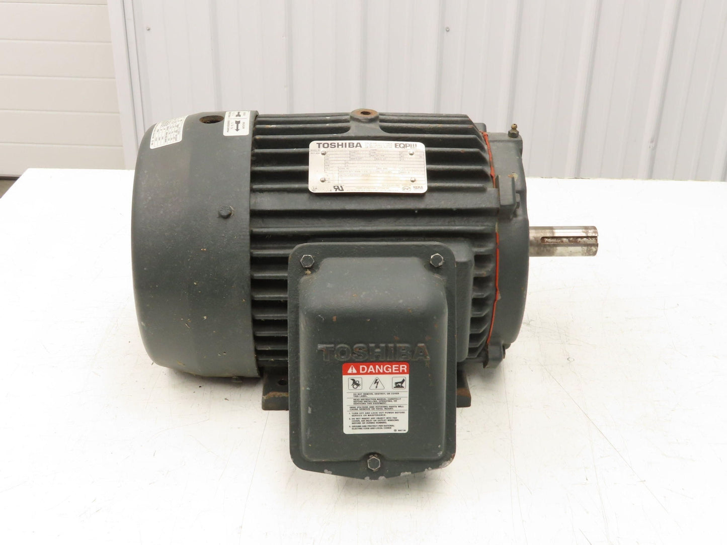 Toshiba BY754FLF3BSHJ01 AC Motor 7.5Hp 1750rpm 460v Only 3ph 213T TEFC