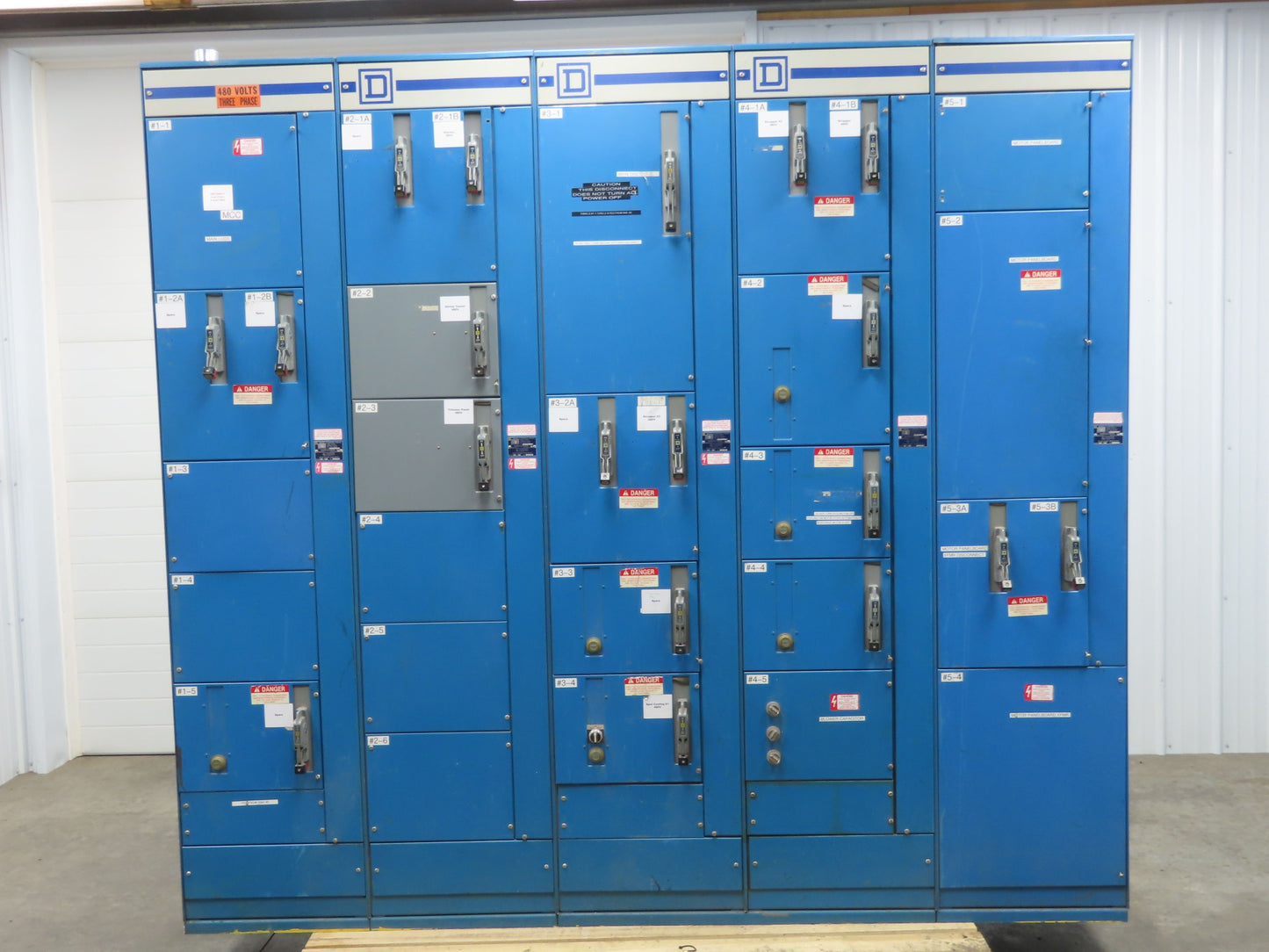 Square D MCC Motor Control Center 600A Disconnect Starter 100A Panelboard