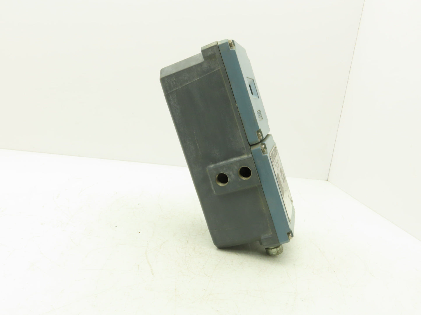 Foxboro IMT10-PA10 Magnetic Flow Transmitter 120v 30VA In 4-20mA Out NEMA 4X