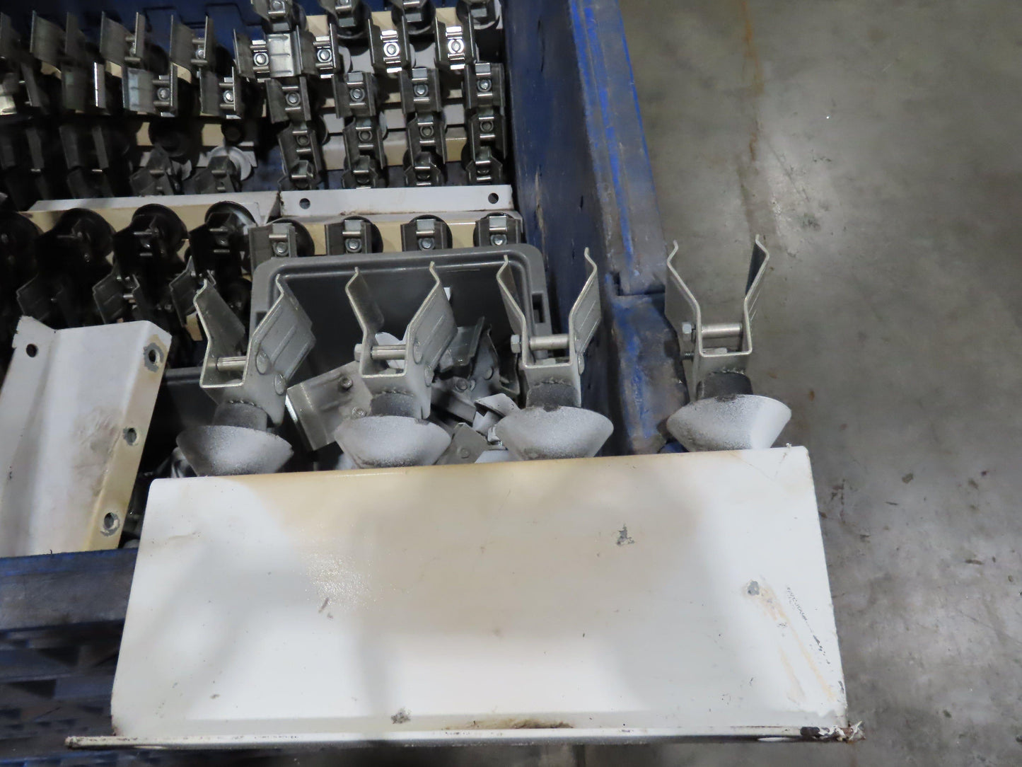 Duct-o-wire HD-1000 Overhead Crane Power Rail System 1000A 575V Inverted V 359'
