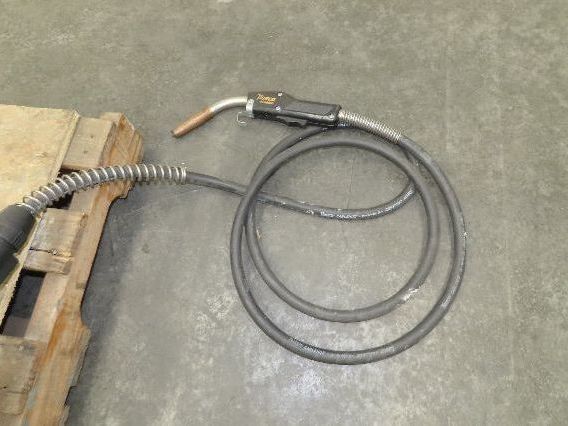 Miller Invision 352 MPA MIG Welder 425Amp 35V DC Pulse 1/3Ph S-64M Wire Feeder