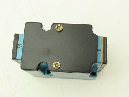 Mac 6222C-000-RA Pneumatic 4-Way Air Valve