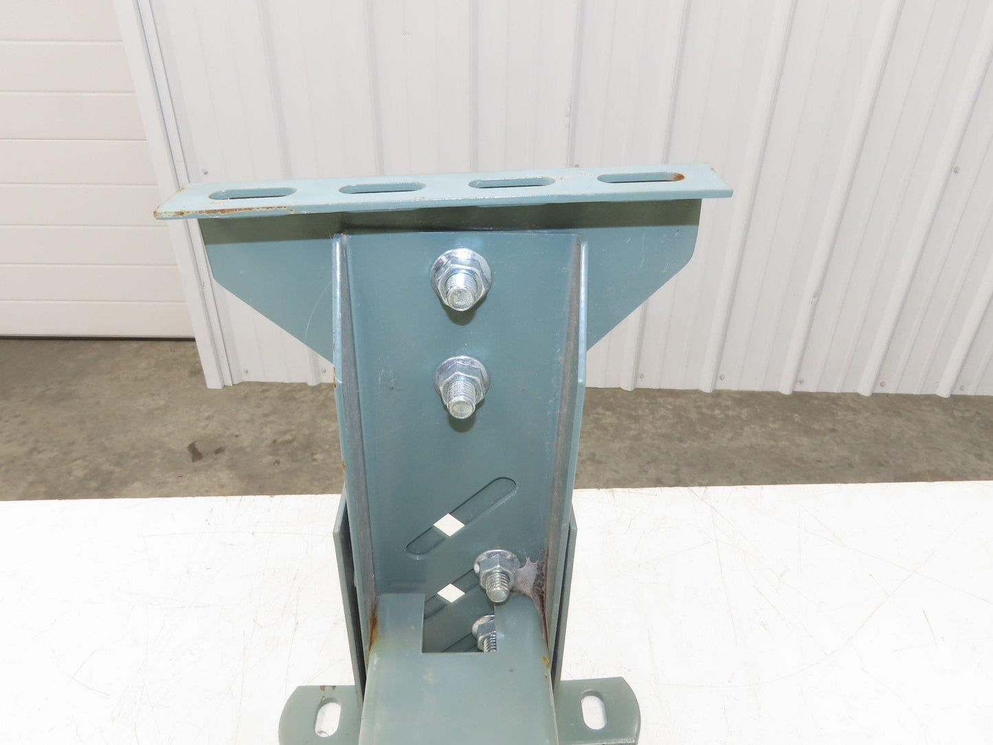 Hytrol HS-4 32"W Conveyor Leg Heavy Duty Floor Support 13-5/8" to 16-5/8"H