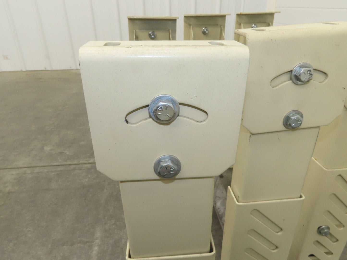 18-1/2"W Conveyor Leg Stationary Floor Support TAN 20-1/2" to 28"H