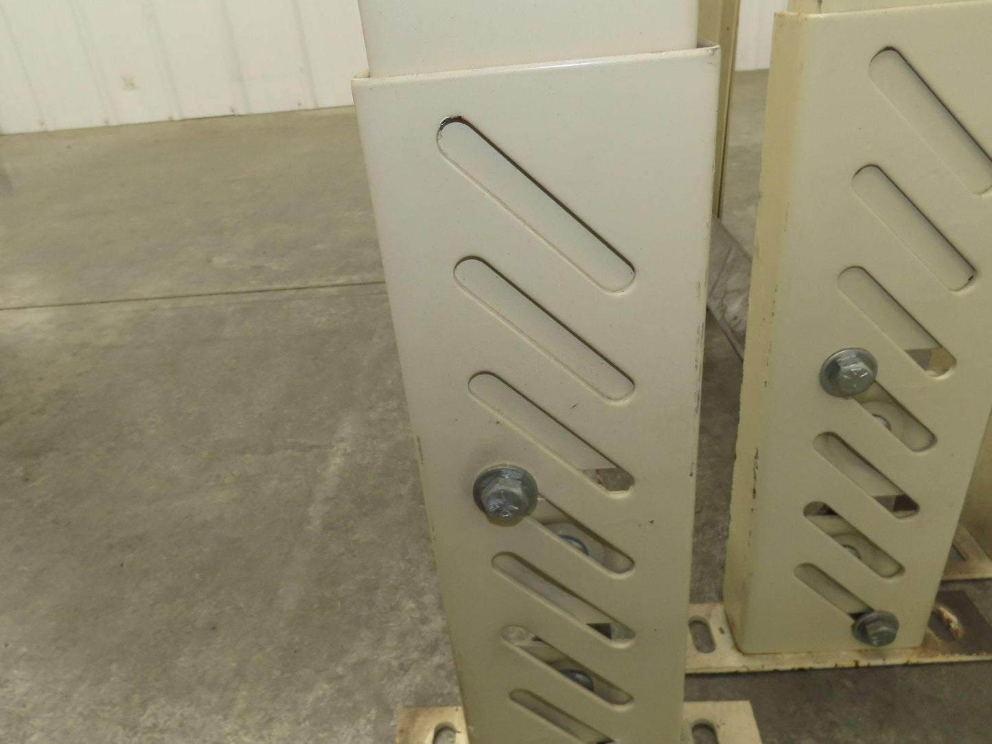 18-1/2"W Conveyor Leg Stationary Floor Support TAN 20-1/2" to 28"H