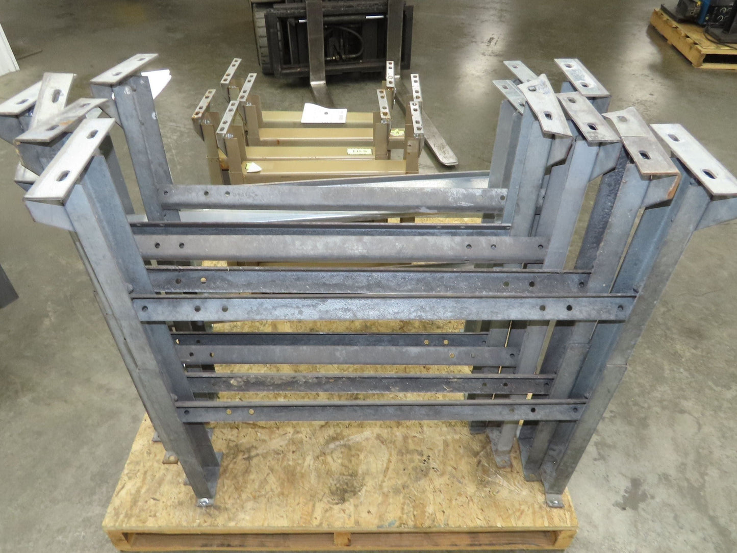 33-3/4"W Conveyor Leg Stationary Floor Support 30" to 43"H Galvanized