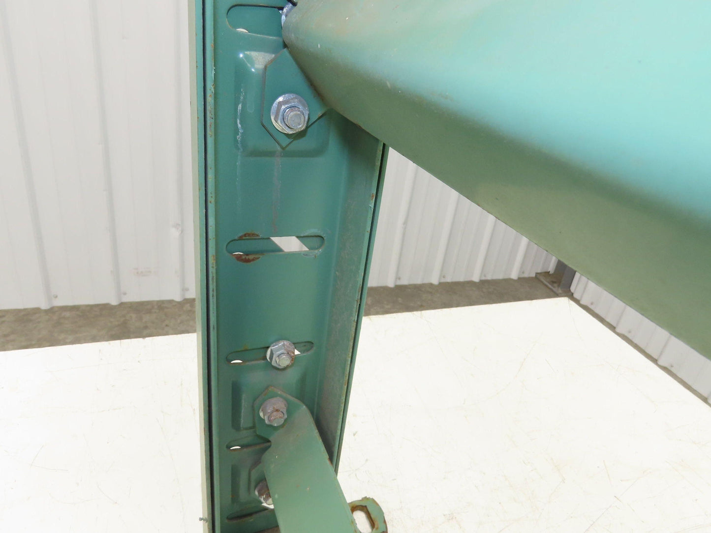 24"W Conveyor Leg Stationary Floor Support GREEN 24" to 38-1/2"H