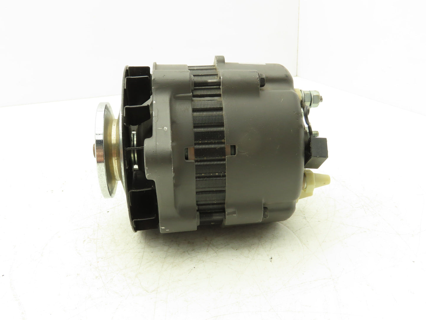 400-46028 Alternator 55A 12v Fan 3/8" V-Belt Pulley