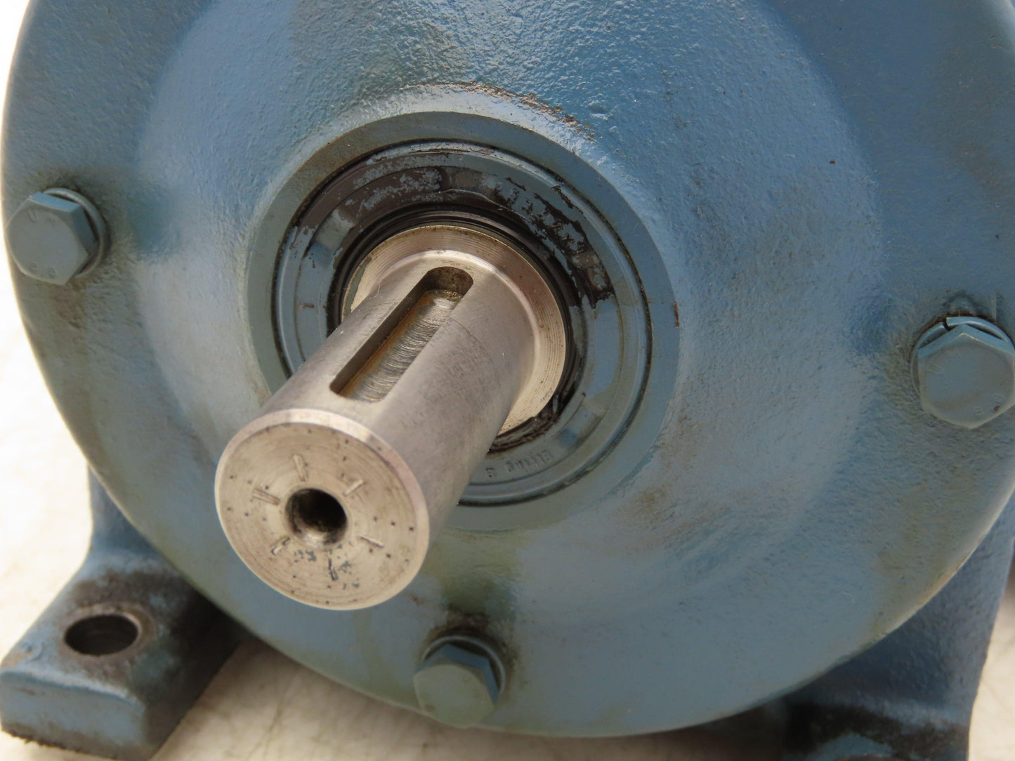 Sew Eurodrive R32DT71D6 Inline Gearmotor .33Hp 230/460V 3PH 37 RPM Output