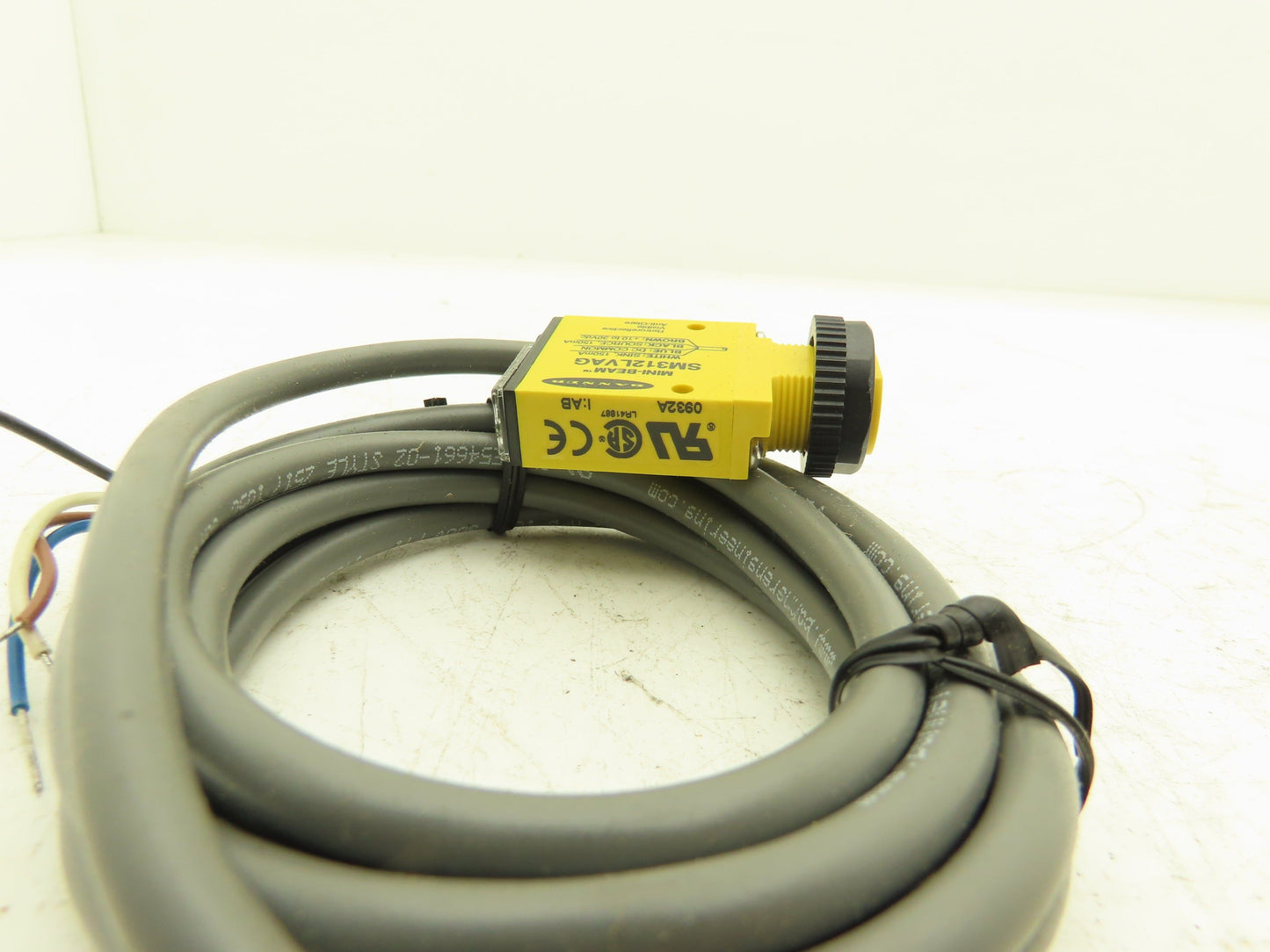 Banner SM312LVAG Mini-Beam Sensor Polarized Photoelectric Retro 10-30VDC