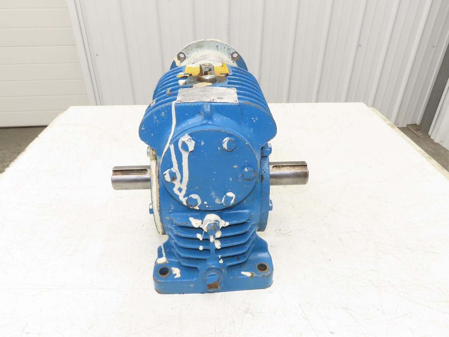 Cone Drive MH030B113-3 Worm Gearbox 30:1 Reducer 58rpm 2Hp 56C/145T Dual Shaft