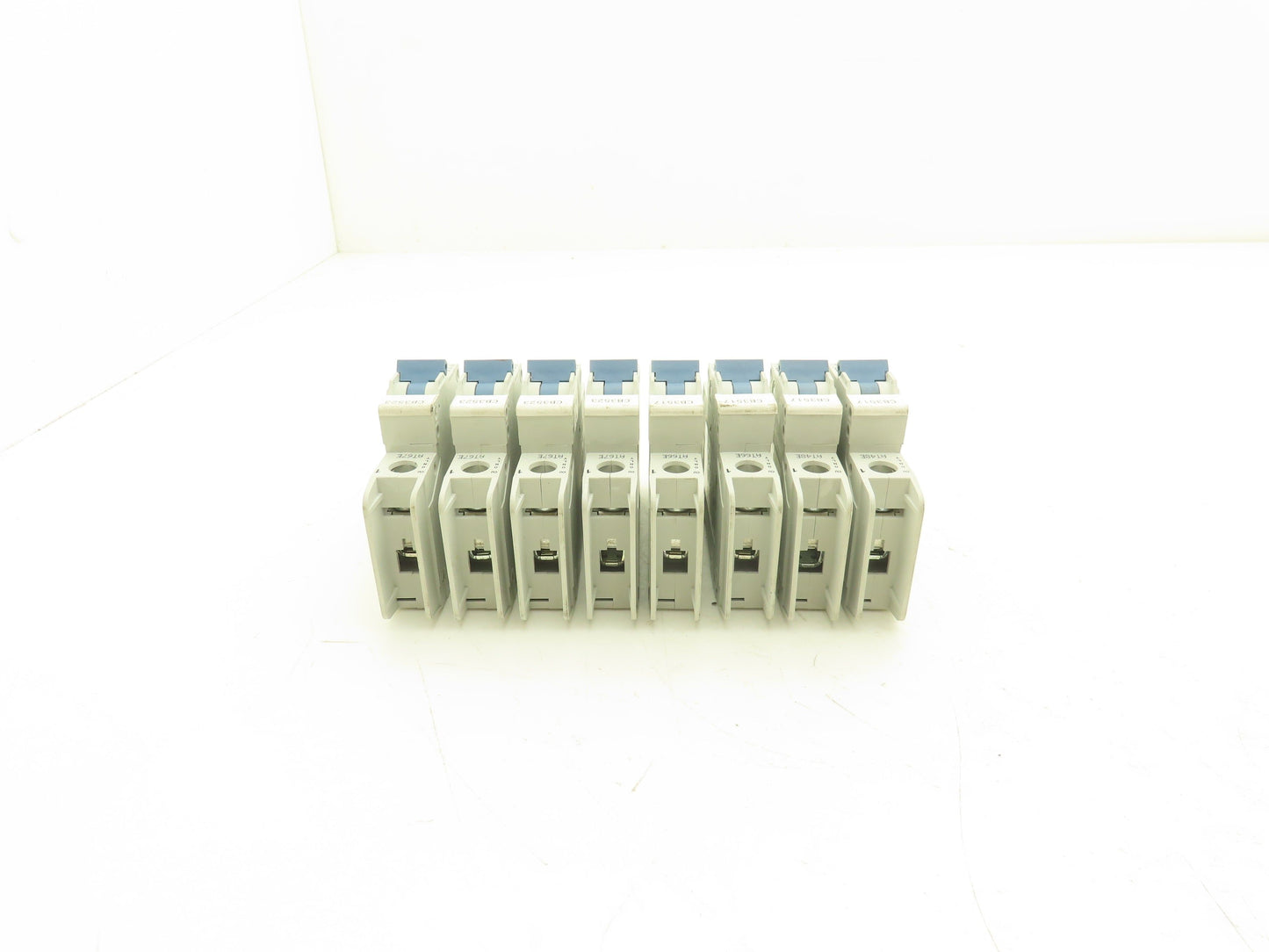 Allen Bradley 1489-A1C050 | 1489-A1C200 Circuit Breaker 1-Pole 5A/20A Lot of 8