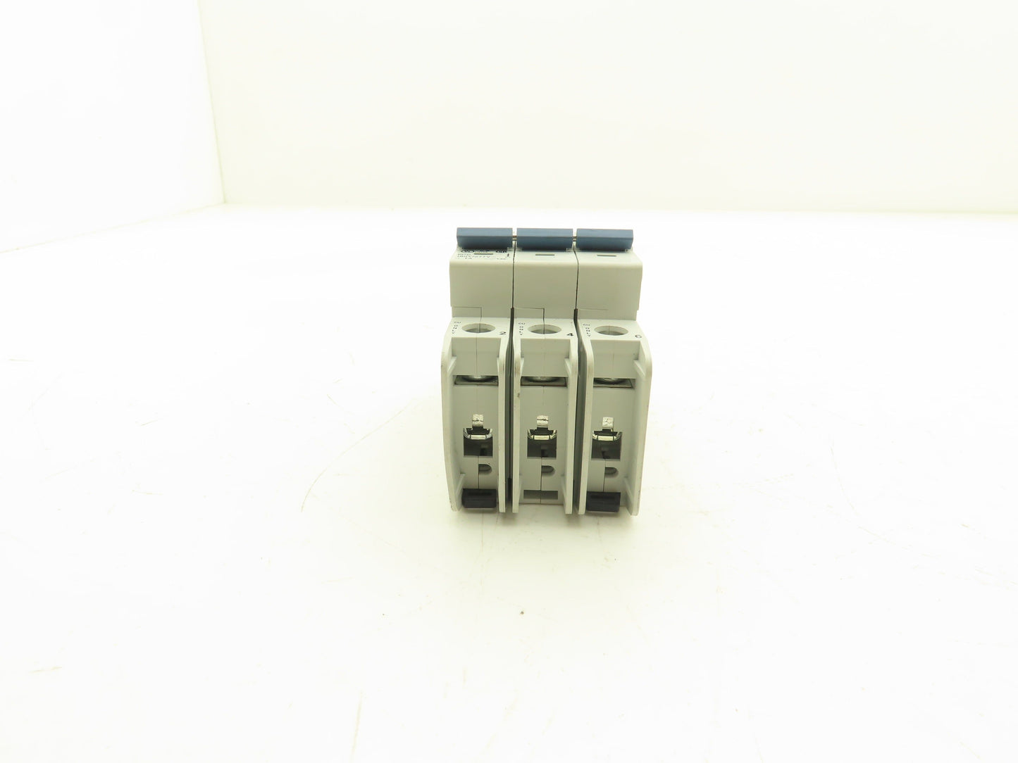 Allen Bradley 1489A3C010 | AB-5329 1489-A3C010 Circuit Breaker 3-Pole 1A 480v