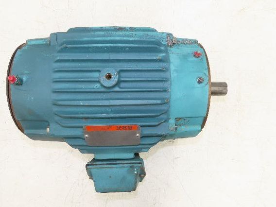 Reliance VXS Variable Speed AC Motor 5Hp 1750-2660 RPM 230V 3PH 215TC P21G3902A