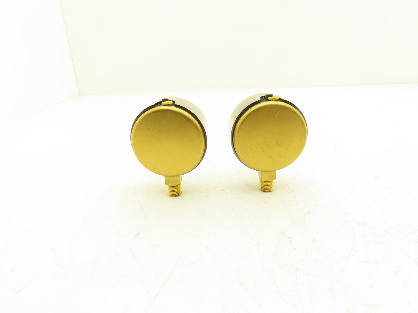 Wika 9734117 Pressure Gauge Liquid Filled 2-1/2" Dial 15psiBar 1/4" NPT Lot of 2