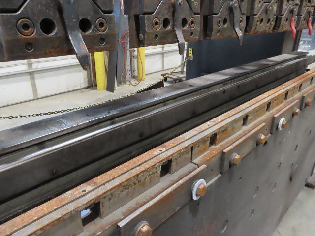 Amada HFE 1000-35 Press Brake 112 Ton x 10' 122" Hydraulic CNC 200mm Stroke 460V