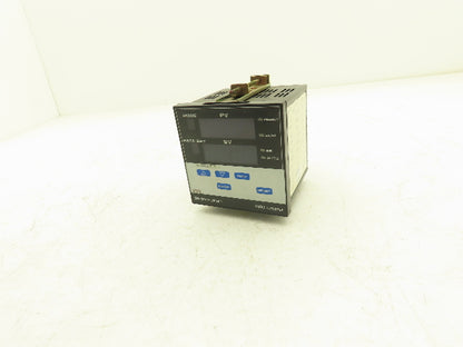 Barber Coleman MAQ 8-01900-001-0 Limitrol Temperature Controller 1/4 DIN Scratch