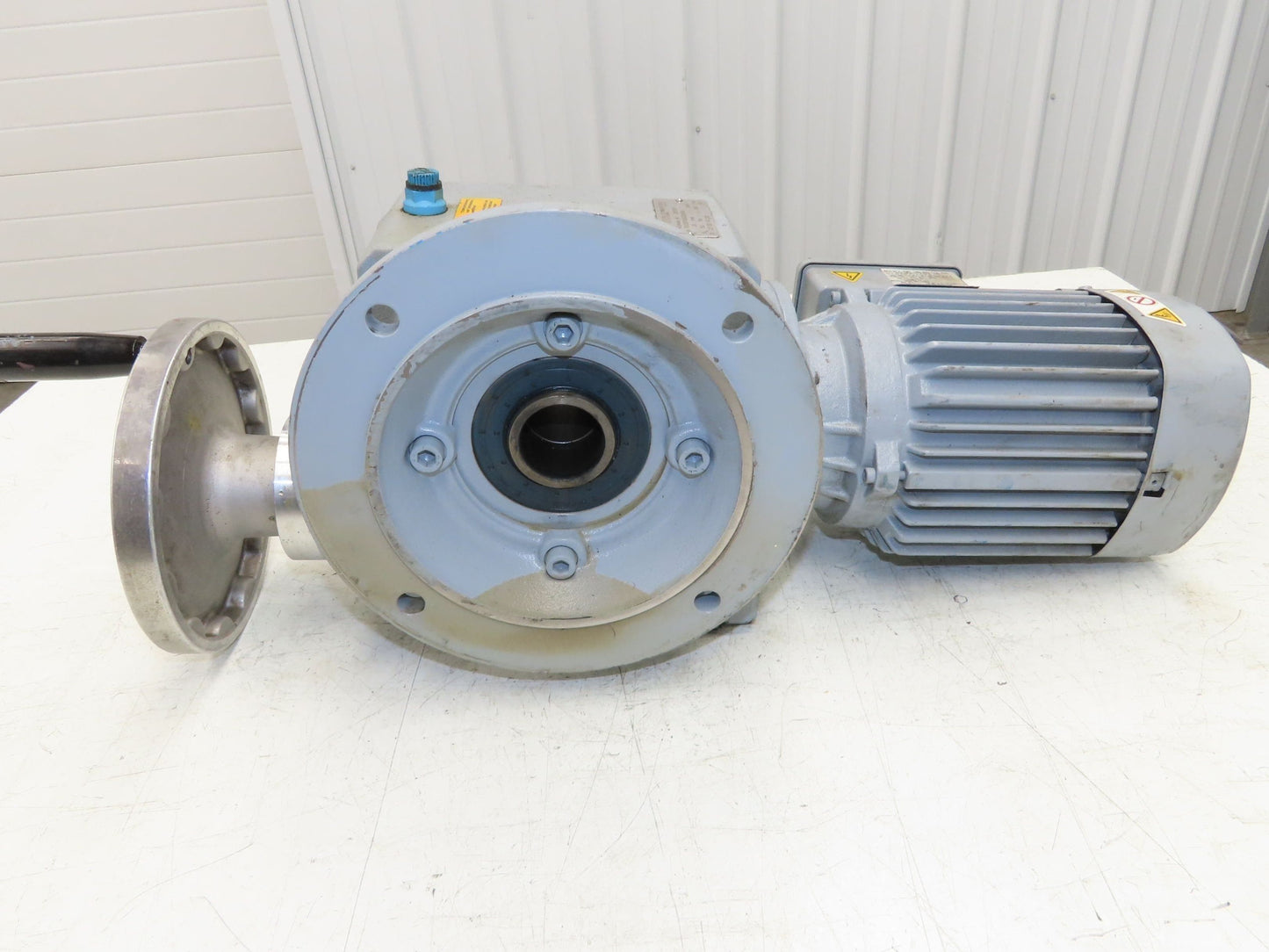 Stober S302SF0290SD90S4 Gearmotor 58 RPM 1.1Kw 277/480V 3PH Hollow Shaft 29.16:1