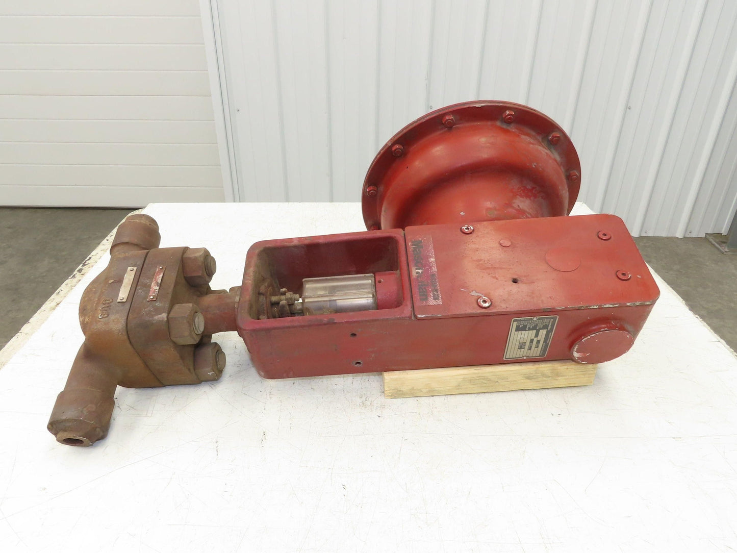 Masoneilan 48-21114 Pneumatic Diaphragm 1" Control Valve *Butt Weld Ends are Cut