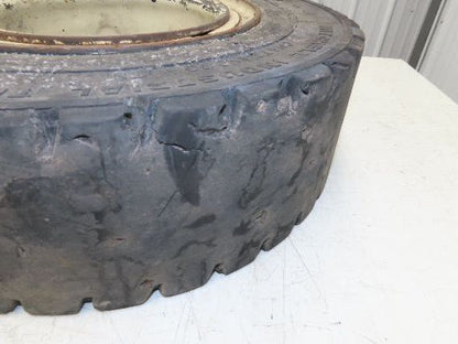 Mitco Solid Solver 7.00-12 Forklift Tire Traction Solid Press-on Black 6x220mm