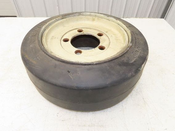 Super Solid 18x7x12-1/8 Forklift Tire Smooth Solid Press-on Black 5x138mm Rim