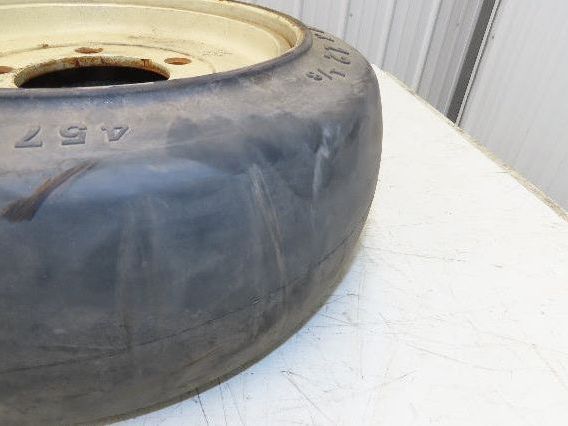 Monarch 18x7x12-1/8 Forklift Tire Smooth Solid Press-on Black 5x138mm Rim