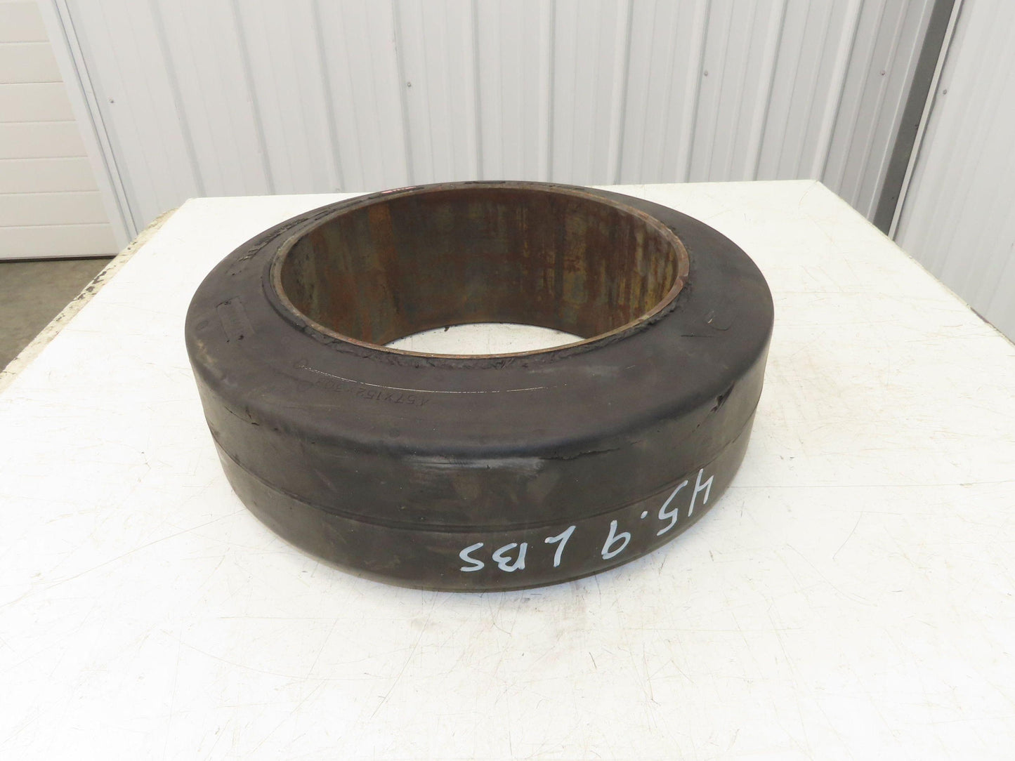 Industrial Limited 18x6x12-1/8 Forklift Tire Smooth Solid Press-on Black