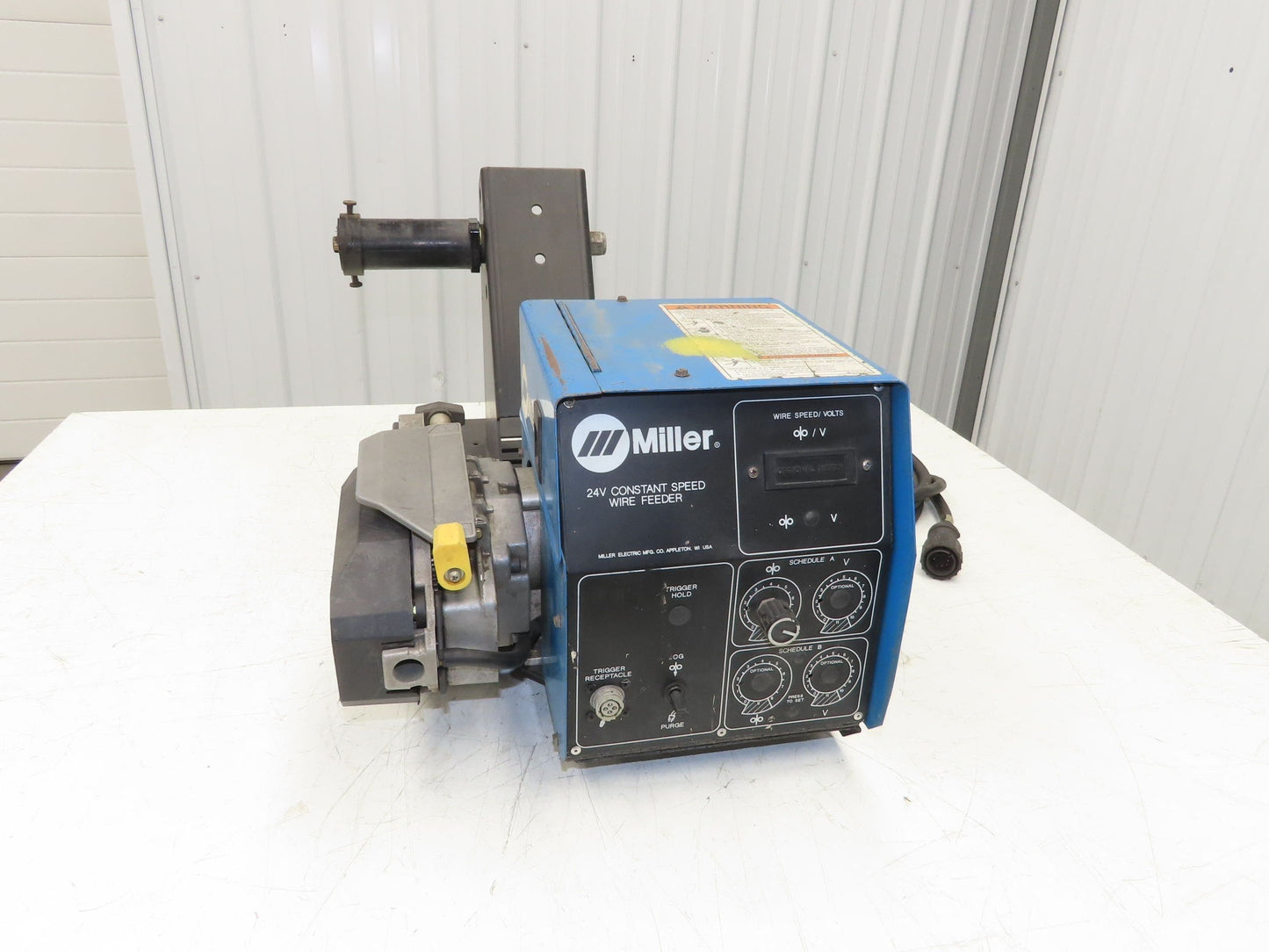 Miller S-62 Mig Welder Wire Feeder 24V Series 60 Millermatic Single Spool