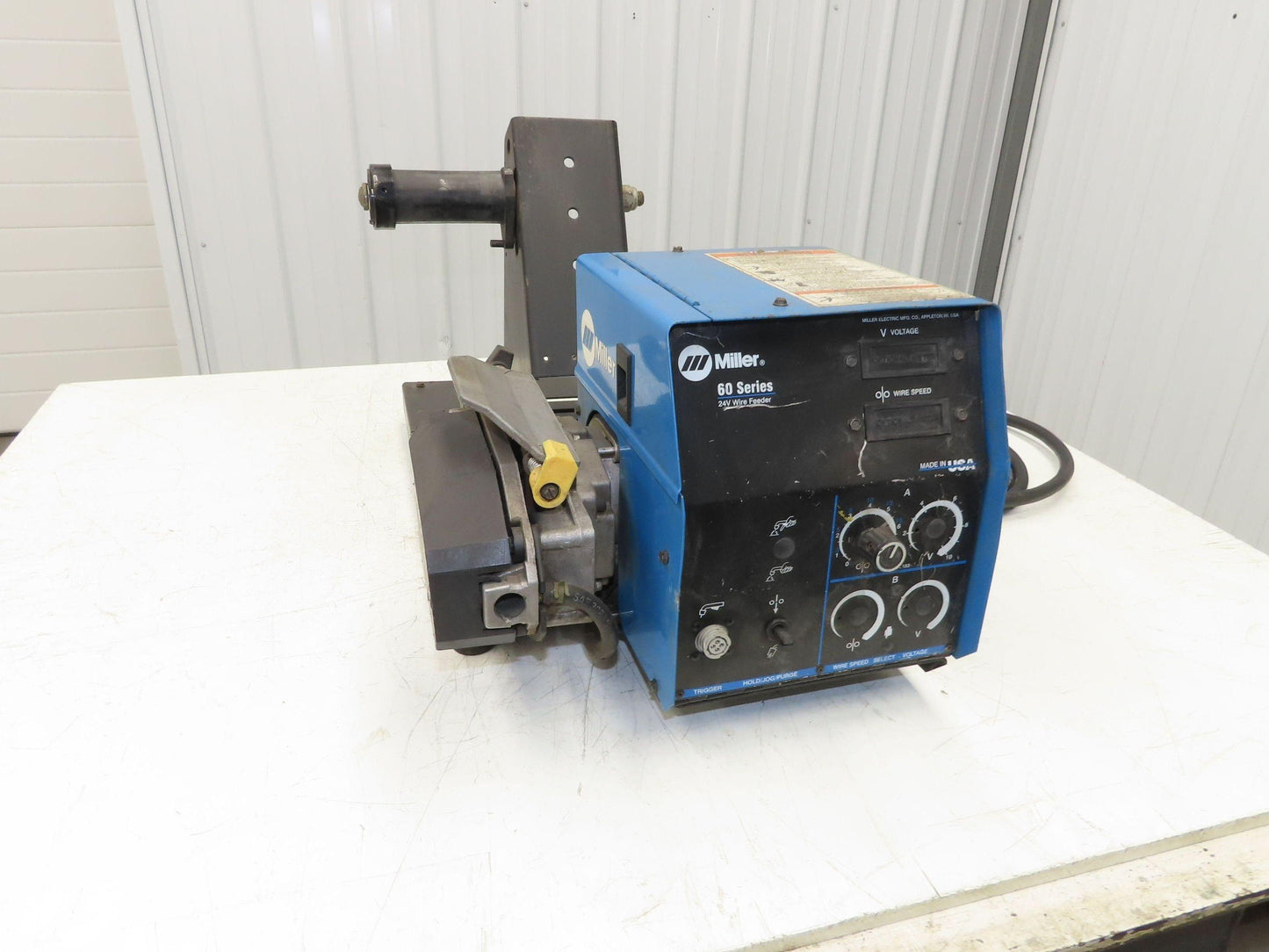 Miller S-62 Mig Welder Wire Feeder 24V Series 60 Millermatic Single Spool