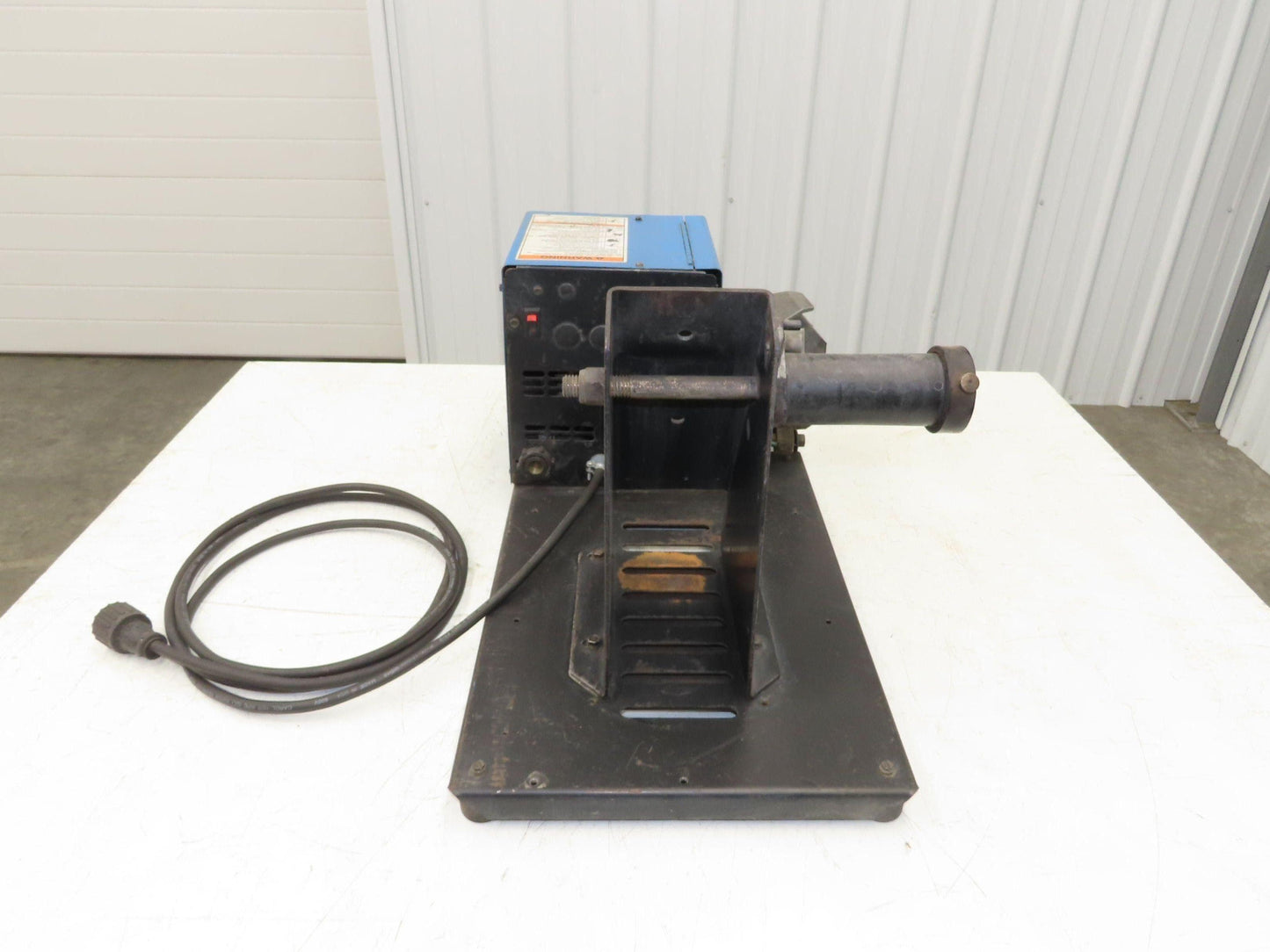 Miller S-64 Mig Welder Wire Feeder 24V Series 60 Millermatic Single Spool