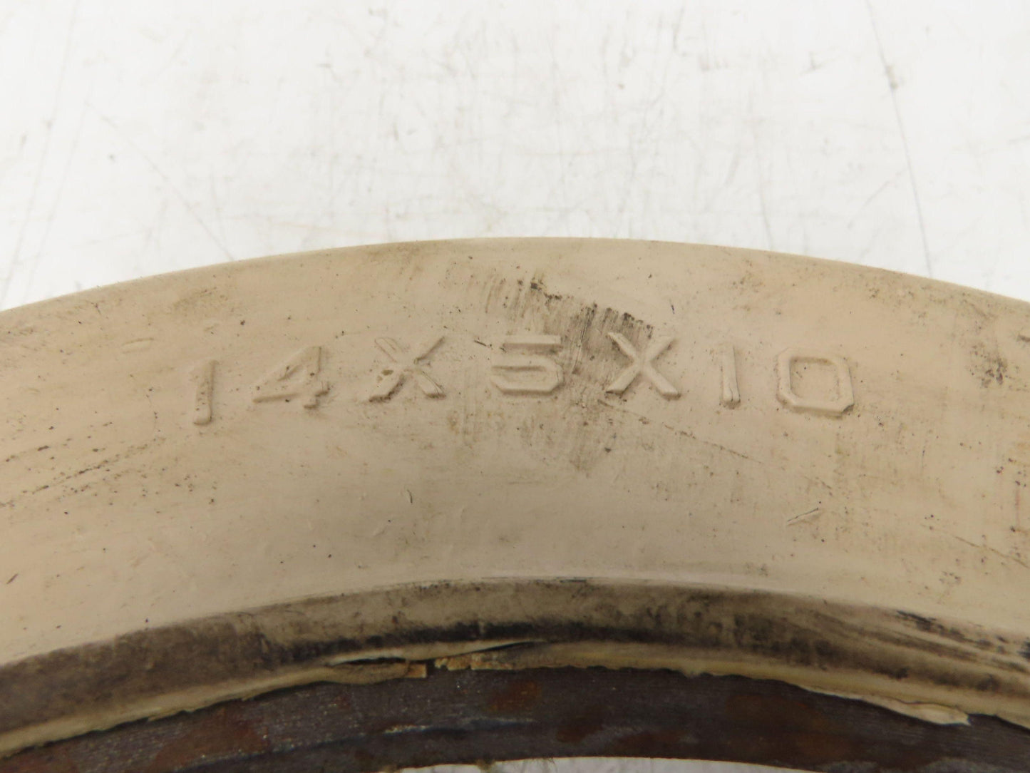 Cat Caterpillar 14x5x10 Forklift Tire Smooth Solid Press-on White Non-Marking