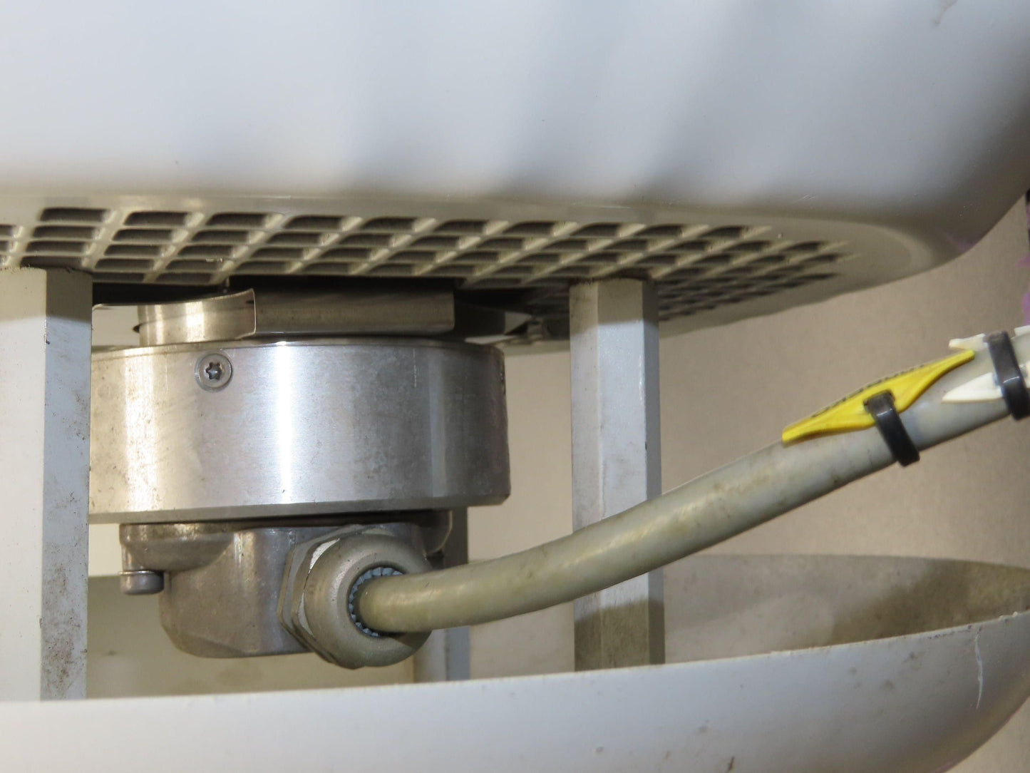 Sew Eurodrive R97 DRS160M4BE20/TF/EG7S Gear Motor 33.25:1 53rpm 11Kw 277/480V