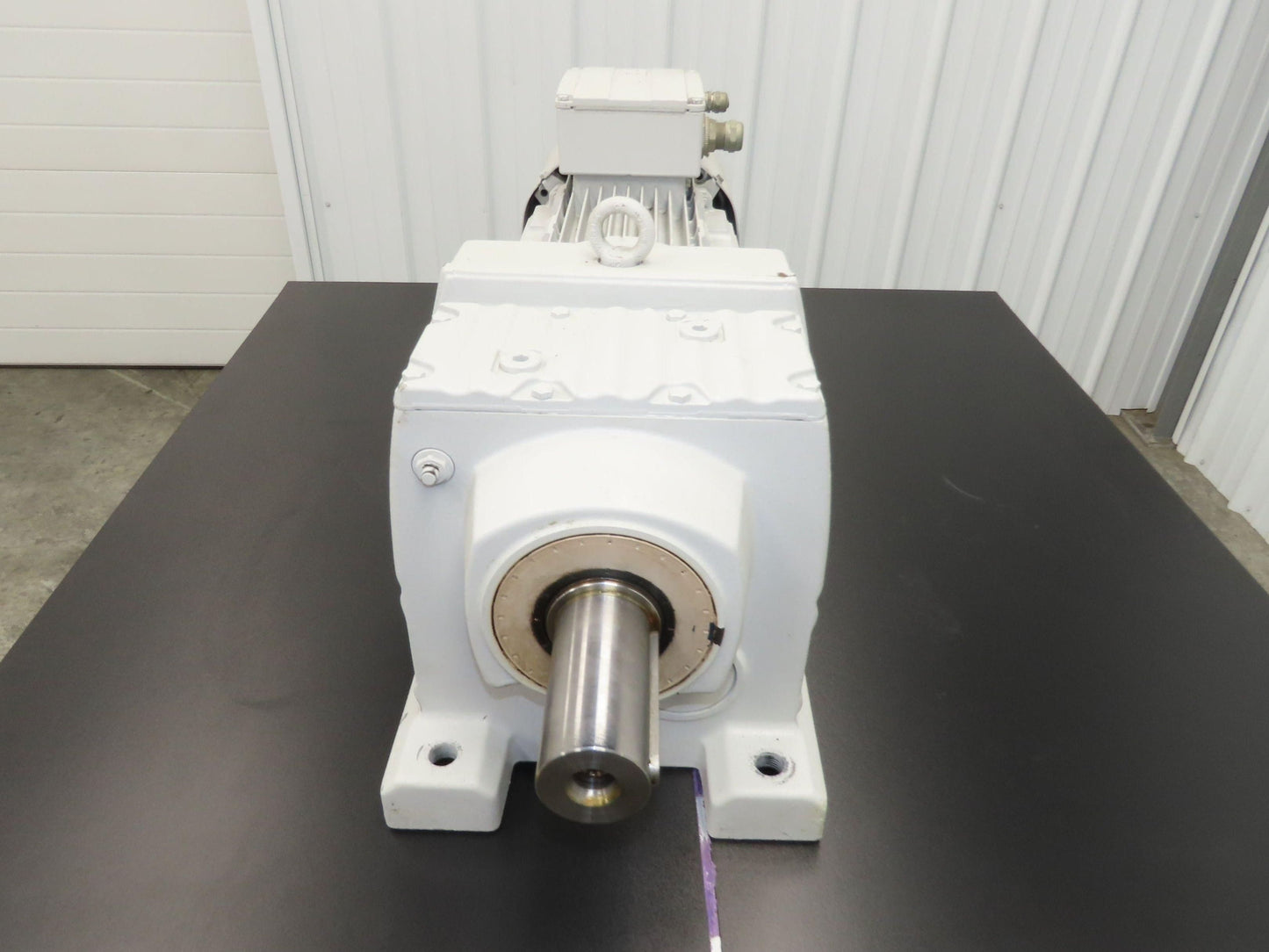 Sew Eurodrive R97 DRS160M4BE20/TF/EG7S Gear Motor 33.25:1 53rpm 11Kw 277/480V
