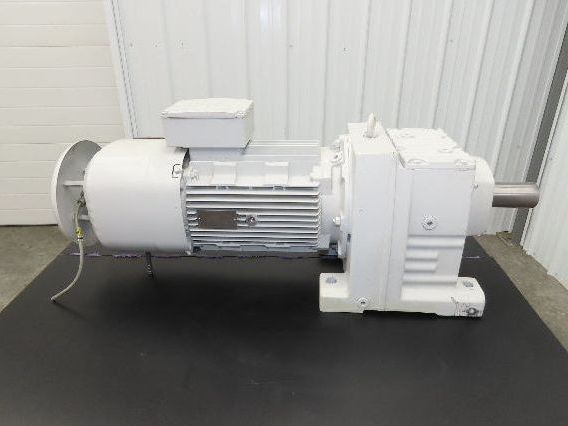 Sew Eurodrive R97 DRS160M4BE20/TF/EG7S Gear Motor 33.25:1 53rpm 11Kw 277/480V