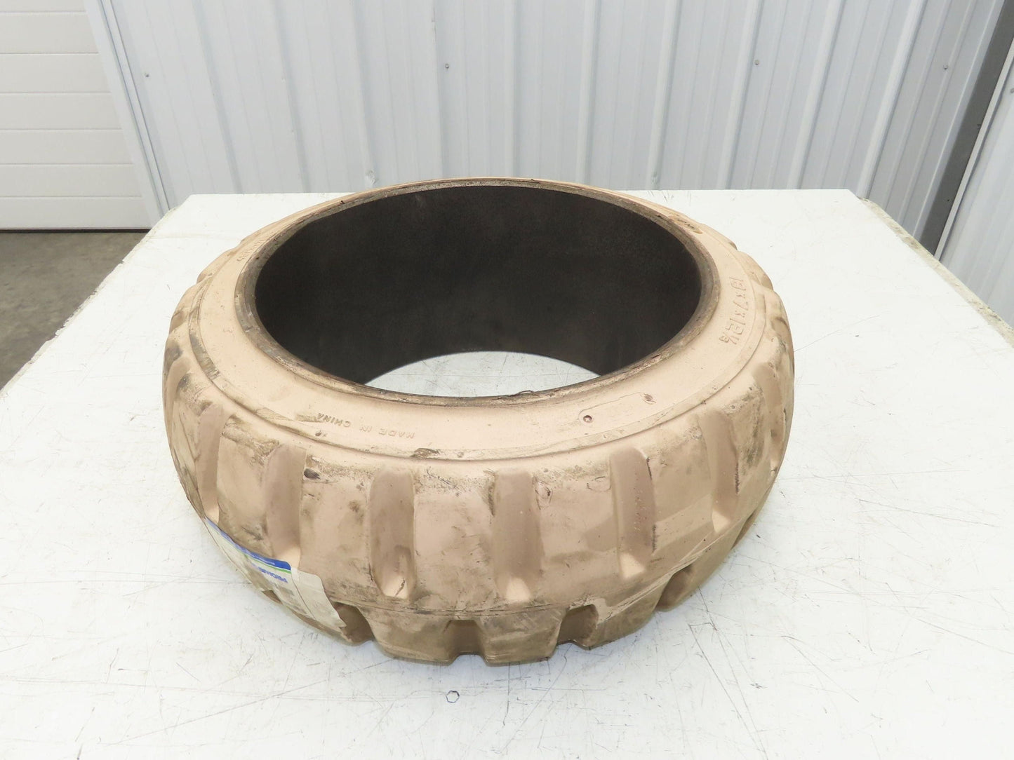 Cat Caterpillar 18x7x12-1/8 Forklift Tire Traction Solid Press-on White Non-Mark