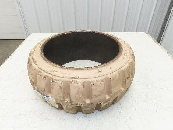 Cat Caterpillar 18x7x12-1/8 Forklift Tire Traction Solid Press-on White Non-Mark