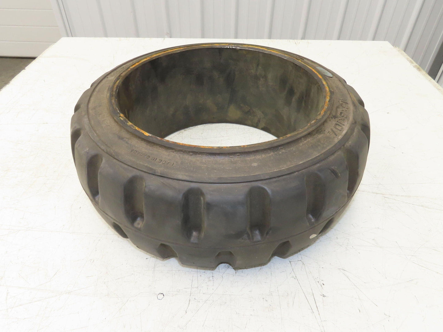 Industrial Limited 16x6x10.5 Forklift Tire Traction Solid Press-on Black