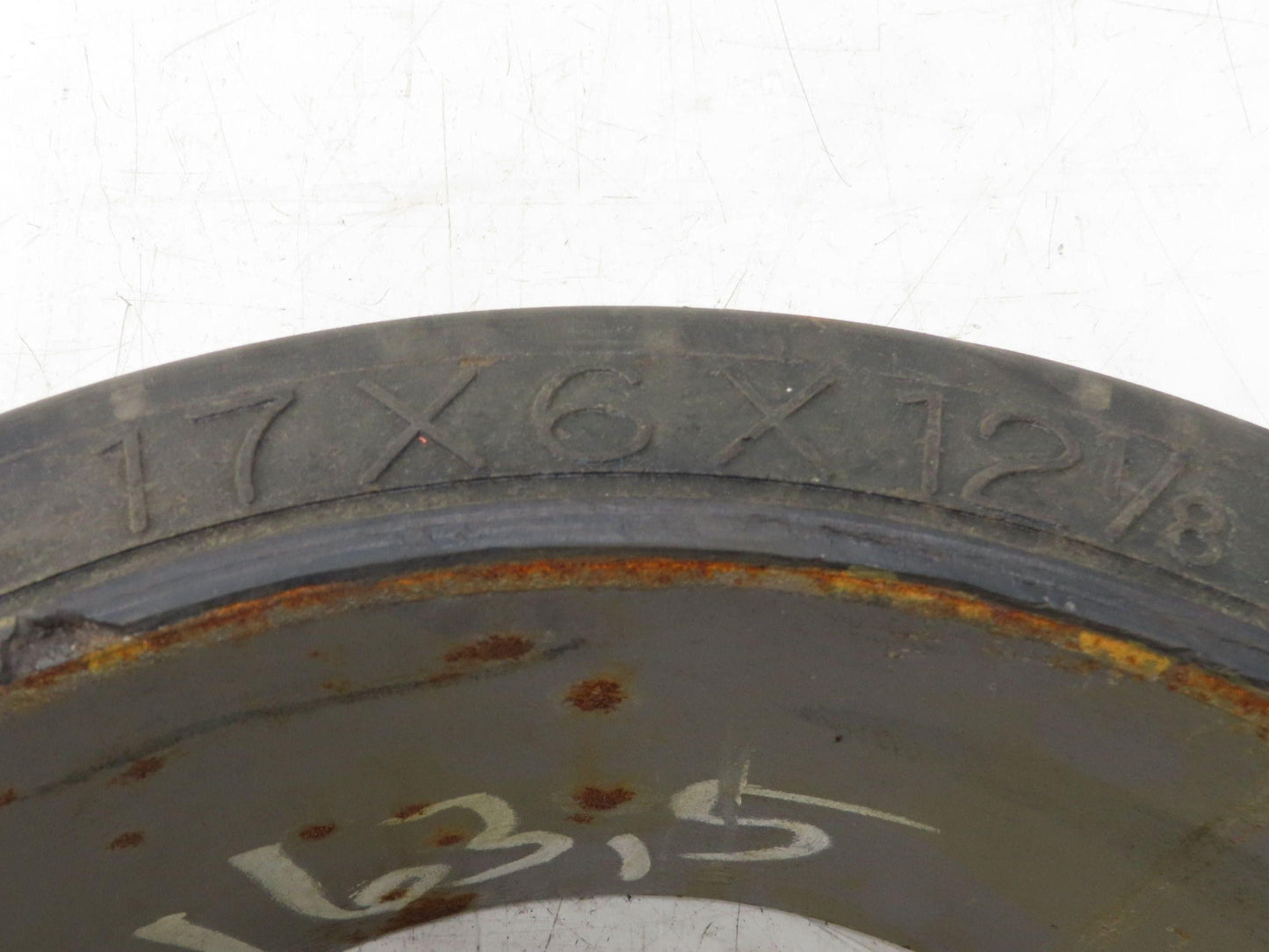 Super Solid 17x6x12-1/8 Forklift Tire Smooth Solid Press-on Black