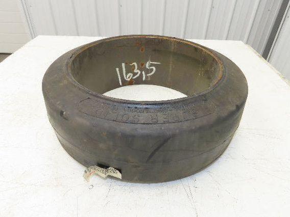 Super Solid 17x6x12-1/8 Forklift Tire Smooth Solid Press-on Black