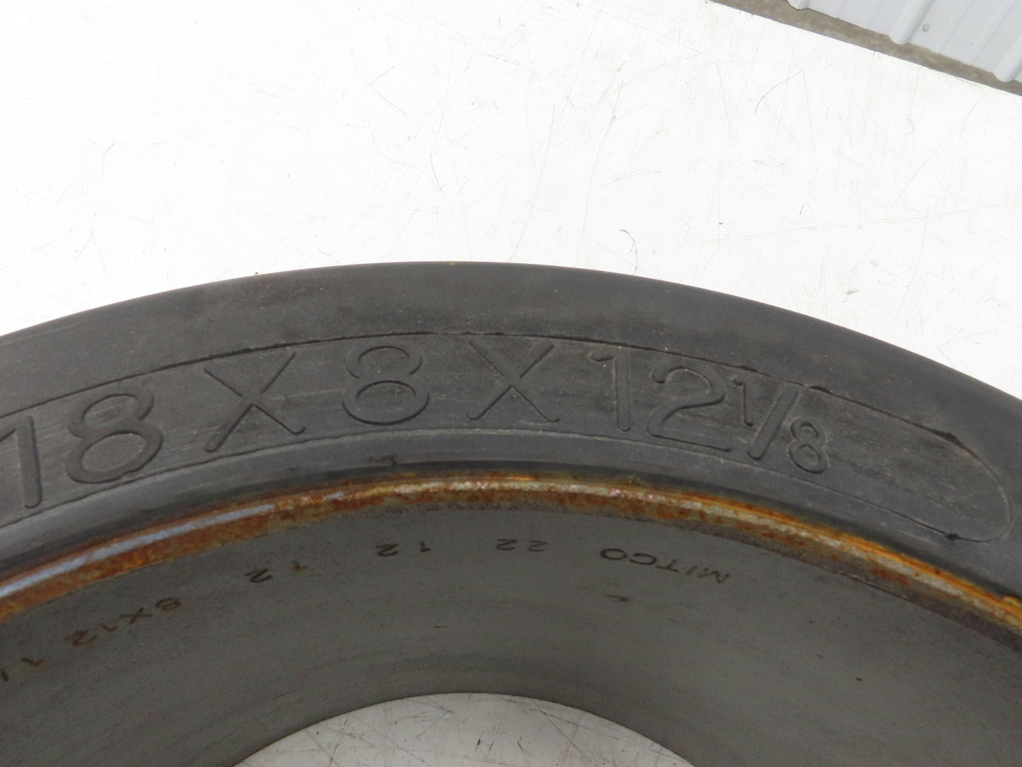 Super Solid 18x8x12-1/8 Forklift Tire Smooth Solid Press-on Black