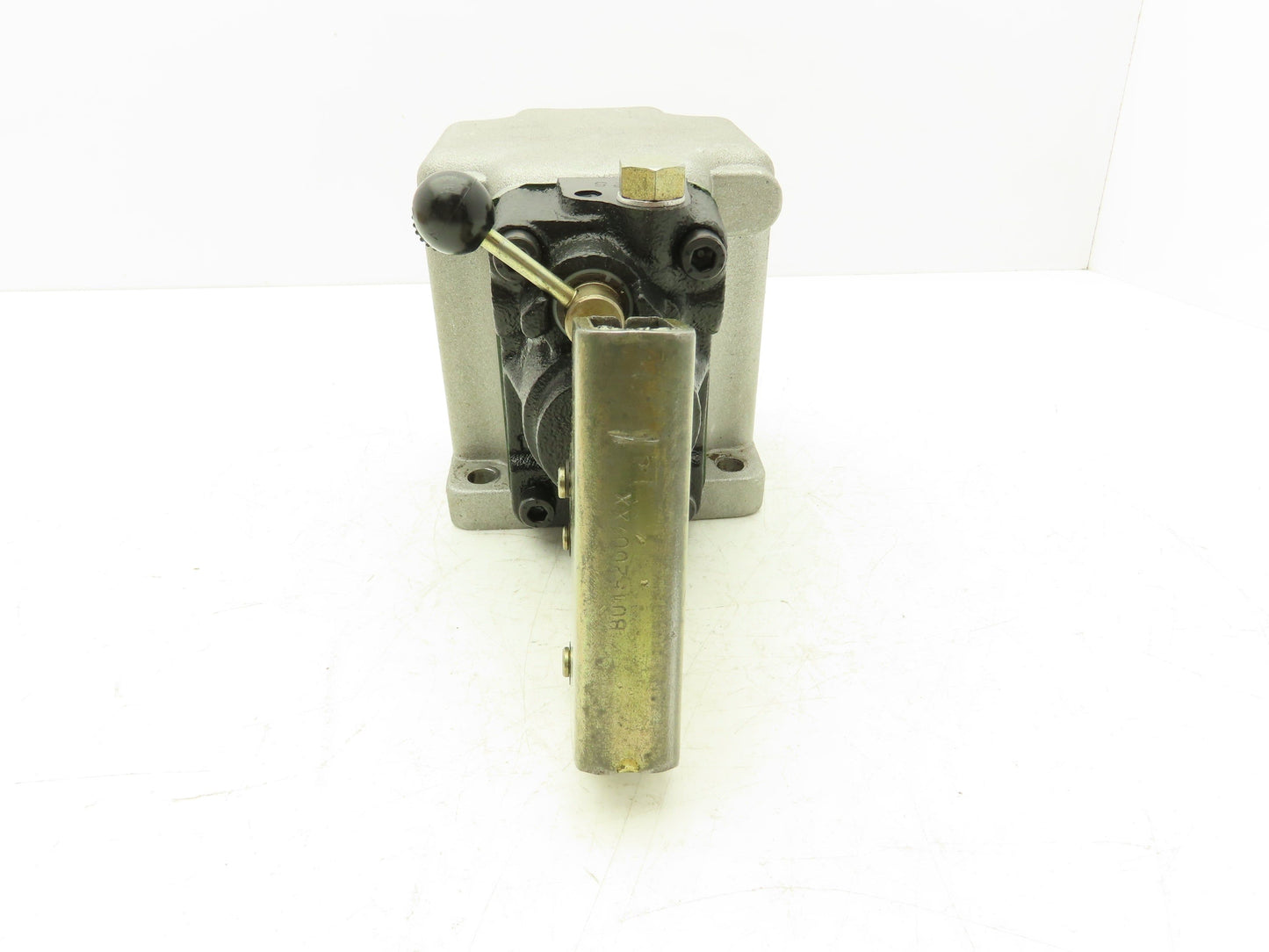 OFMB Fulcro 25 Hand Pump with 1L Reservoir 25cc Displacement (No Handle)