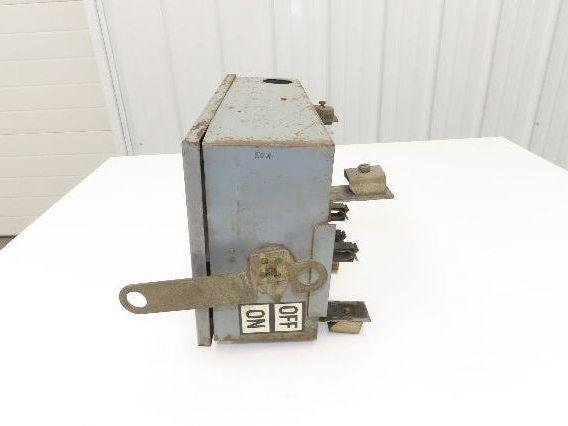 Westinghouse 2528D 30 G01 Busway Disconnect Switch Bus Plug 50A 600VAC 3PH 3W