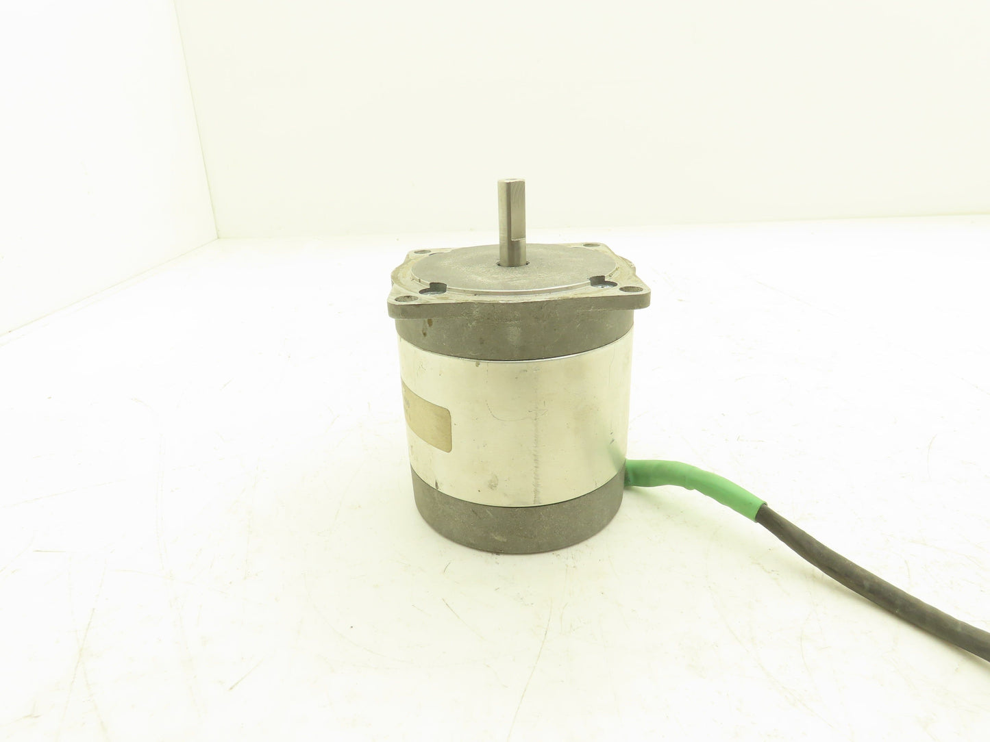 Kollmorgen STM 3437400 Stepper Motor 4.0A 0.75 Ohm 3/8" Shaft 73mm 2-7/8" Flange